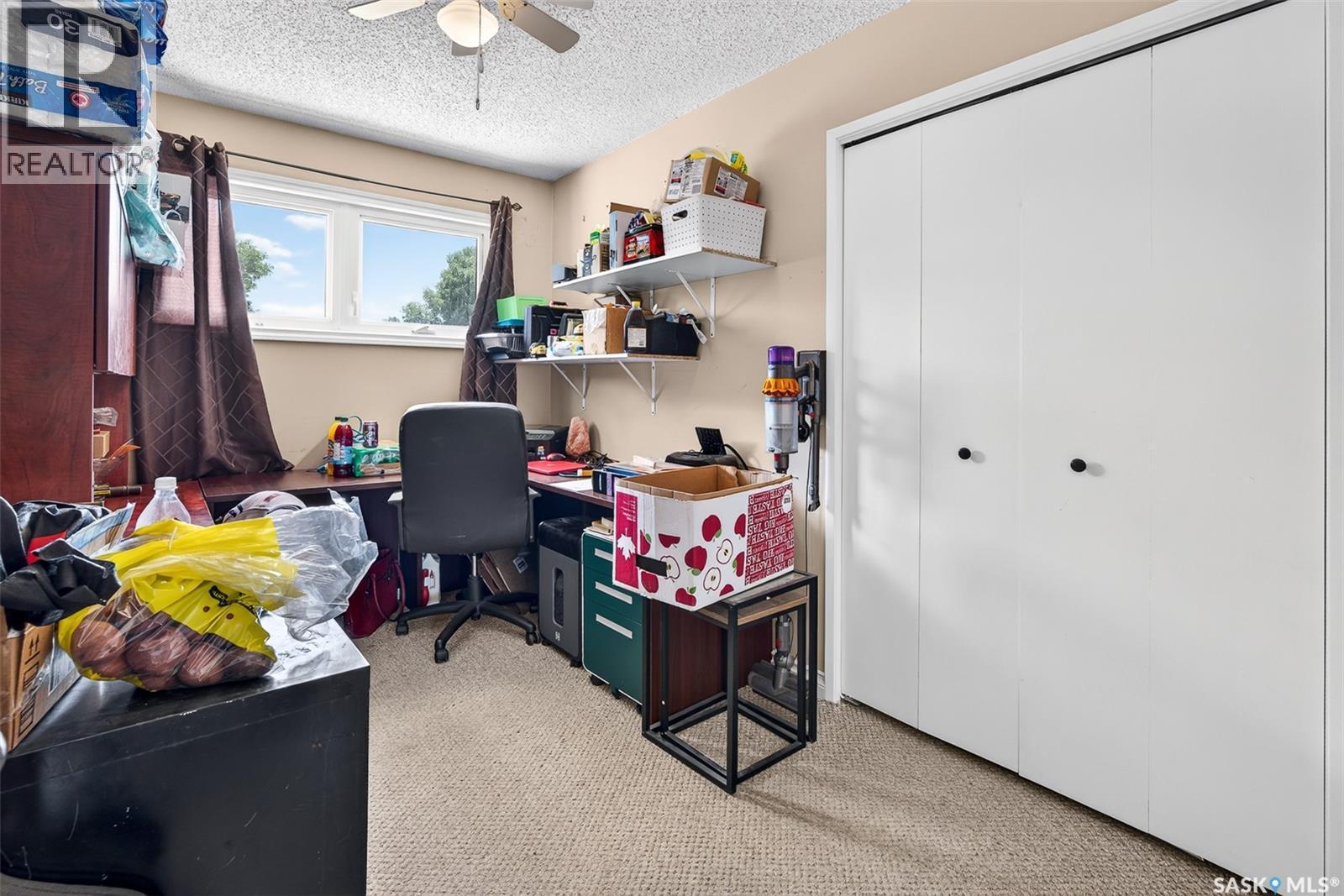 1355 Manitou Crescent, Moose Jaw, SK - Indoor