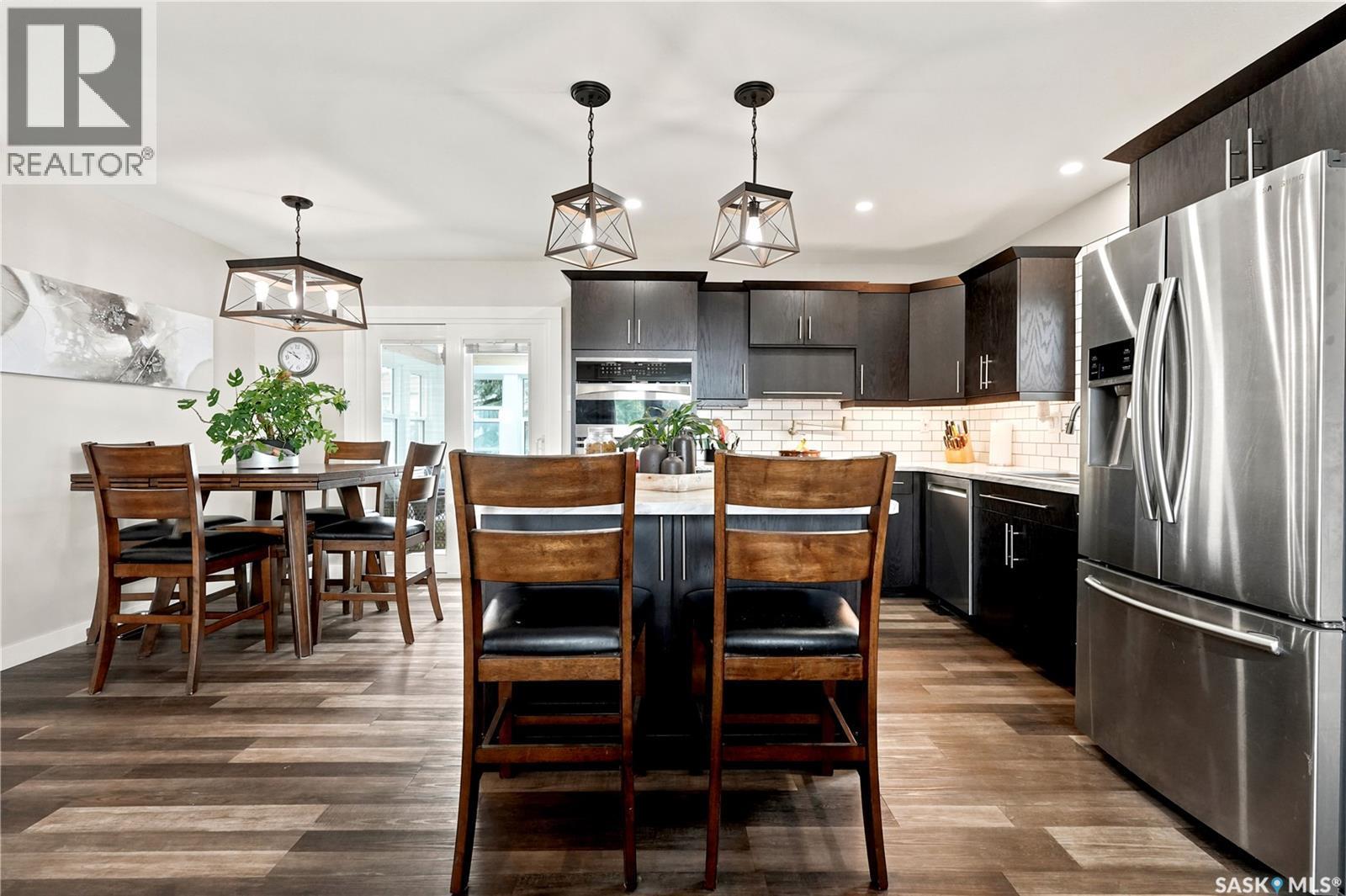 1645 Smith Street, Moose Jaw, SK - Indoor