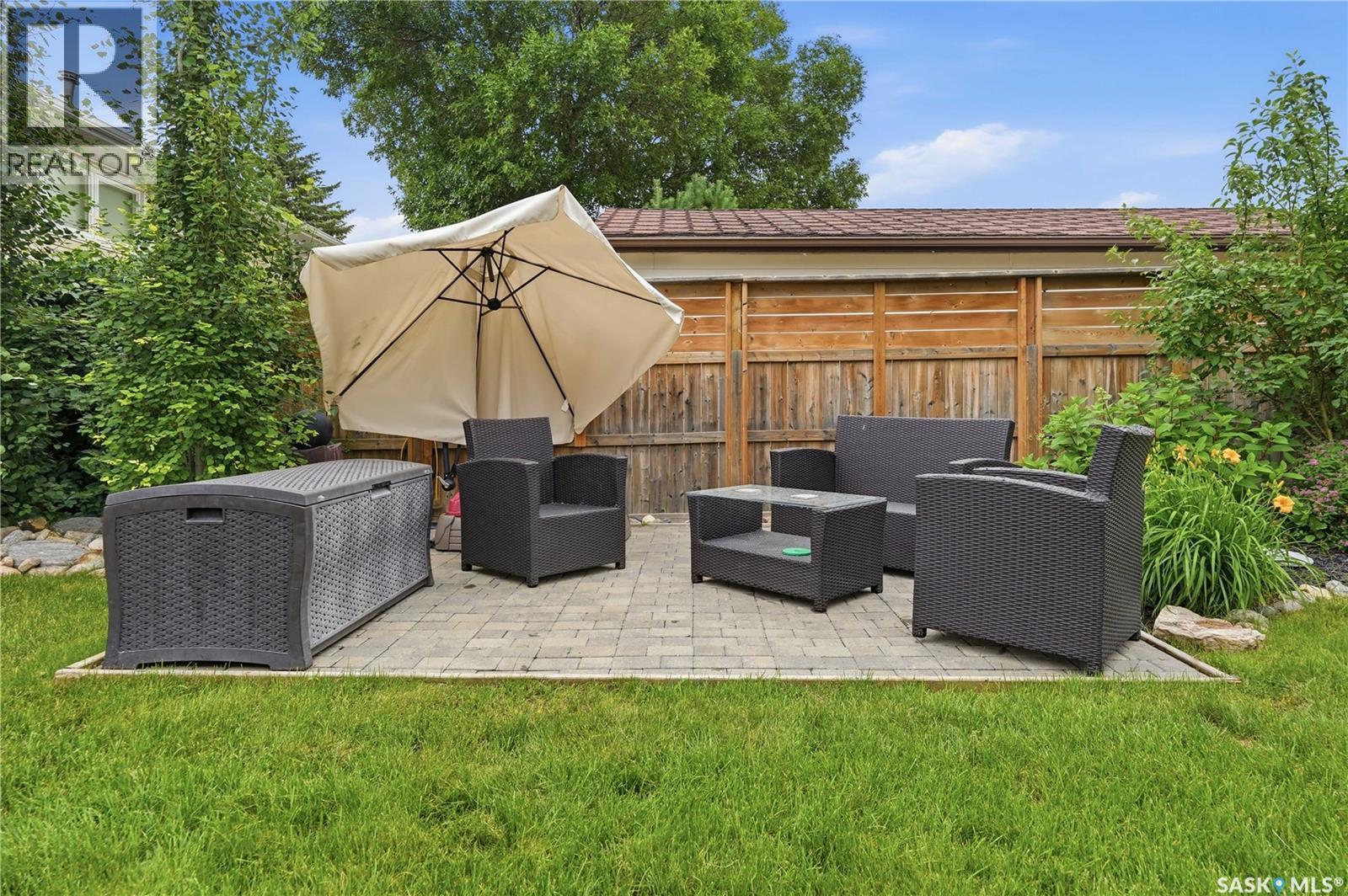 1645 Smith Street, Moose Jaw, SK - Outdoor With Exterior