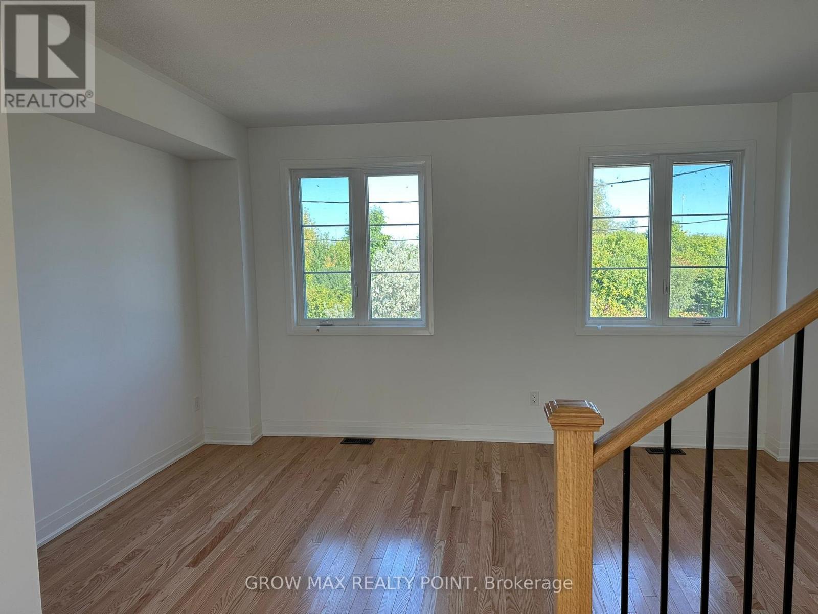 52 Waterside Way, Whitby, ON - Indoor Photo Showing Other Room