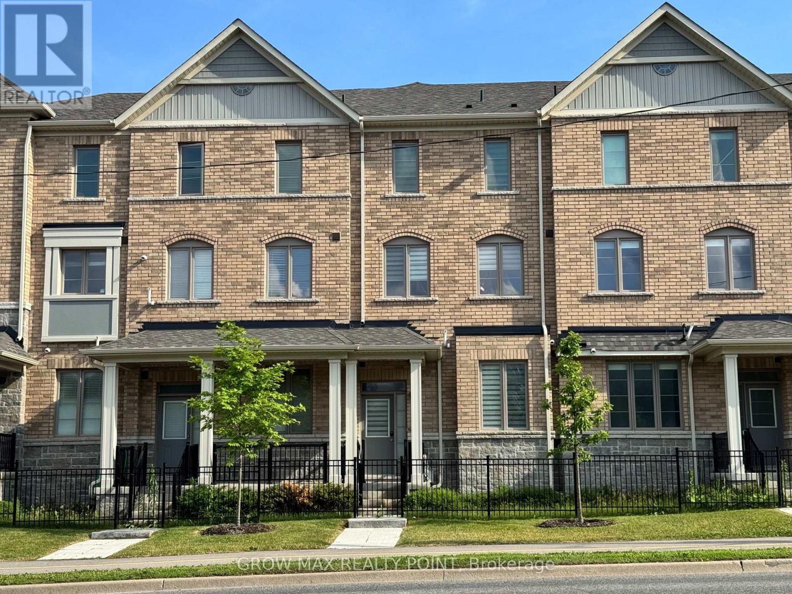 52 Waterside Way, Whitby, ON - Outdoor With Facade