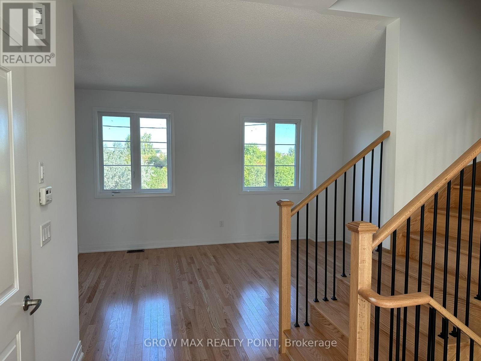 52 Waterside Way, Whitby, ON - Indoor Photo Showing Other Room