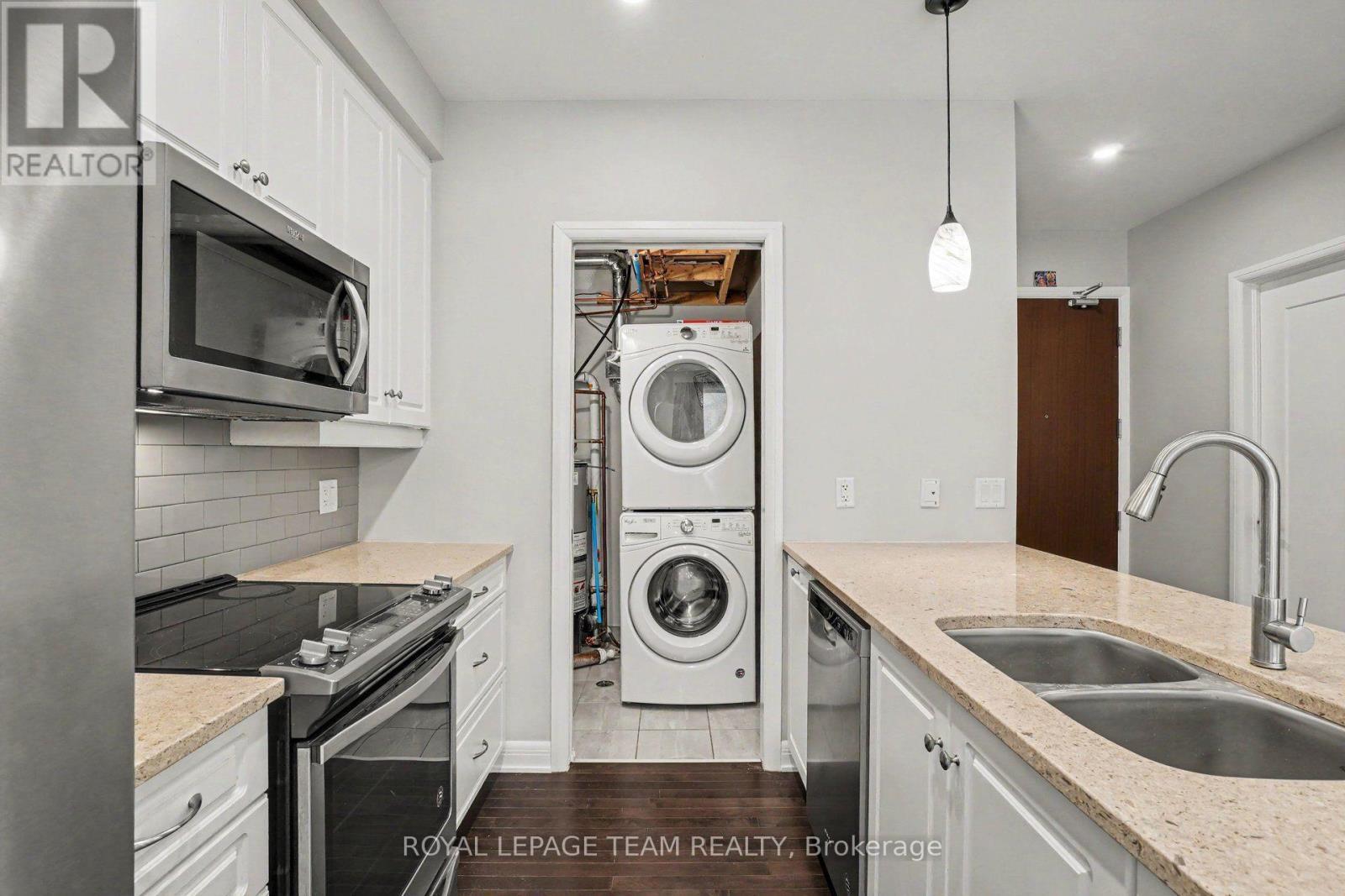Insuite laundry - 104 - 190 Boundstone Way, Ottawa, ON - Indoor