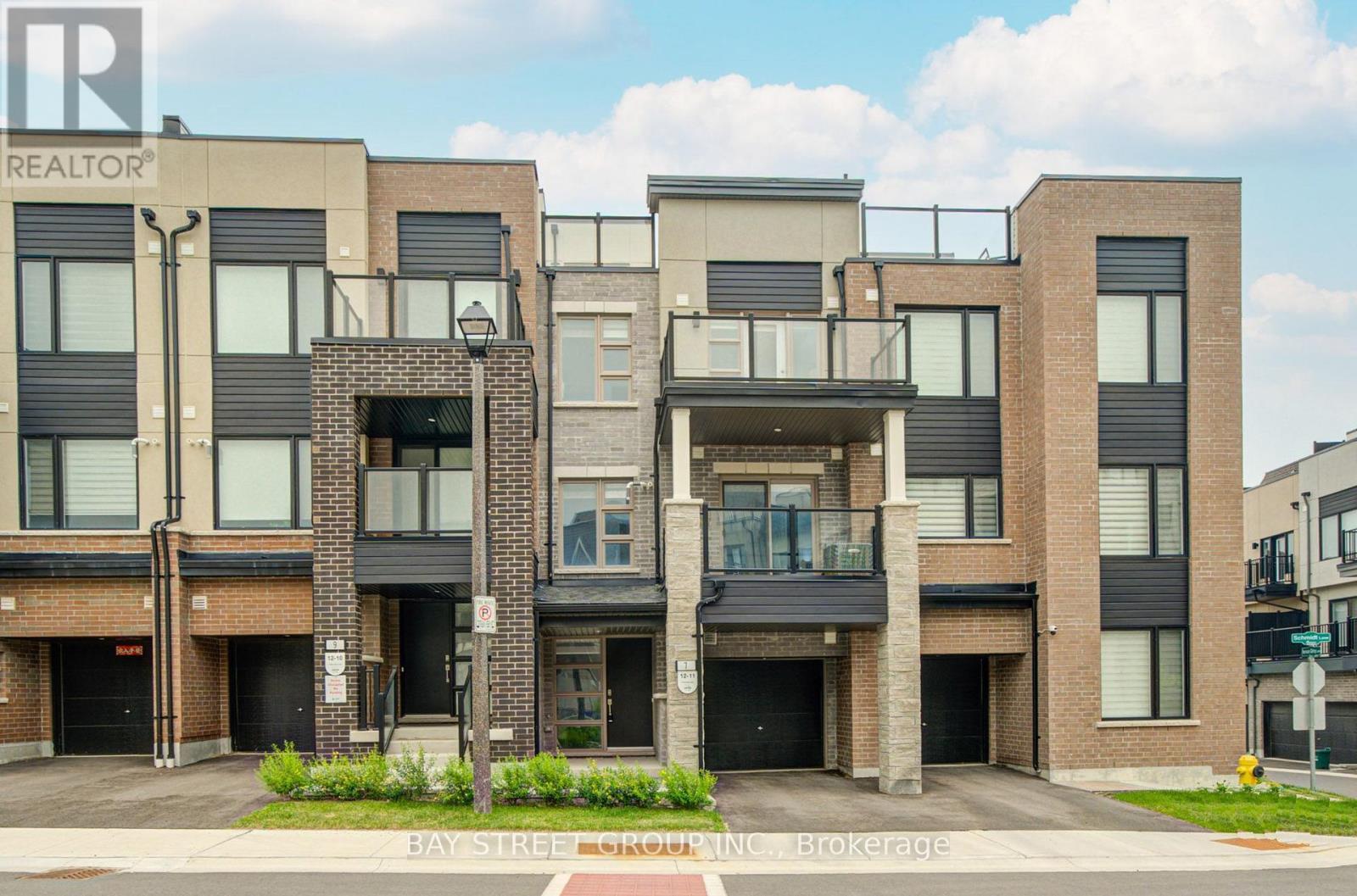 7 Schmidt Lane, Markham, ON - Outdoor With Balcony With Facade