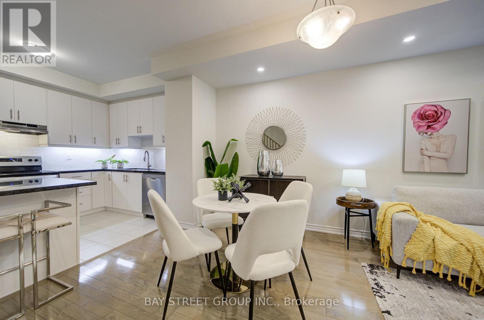 7 Schmidt Lane, Markham, ON - Indoor Photo Showing Other Room