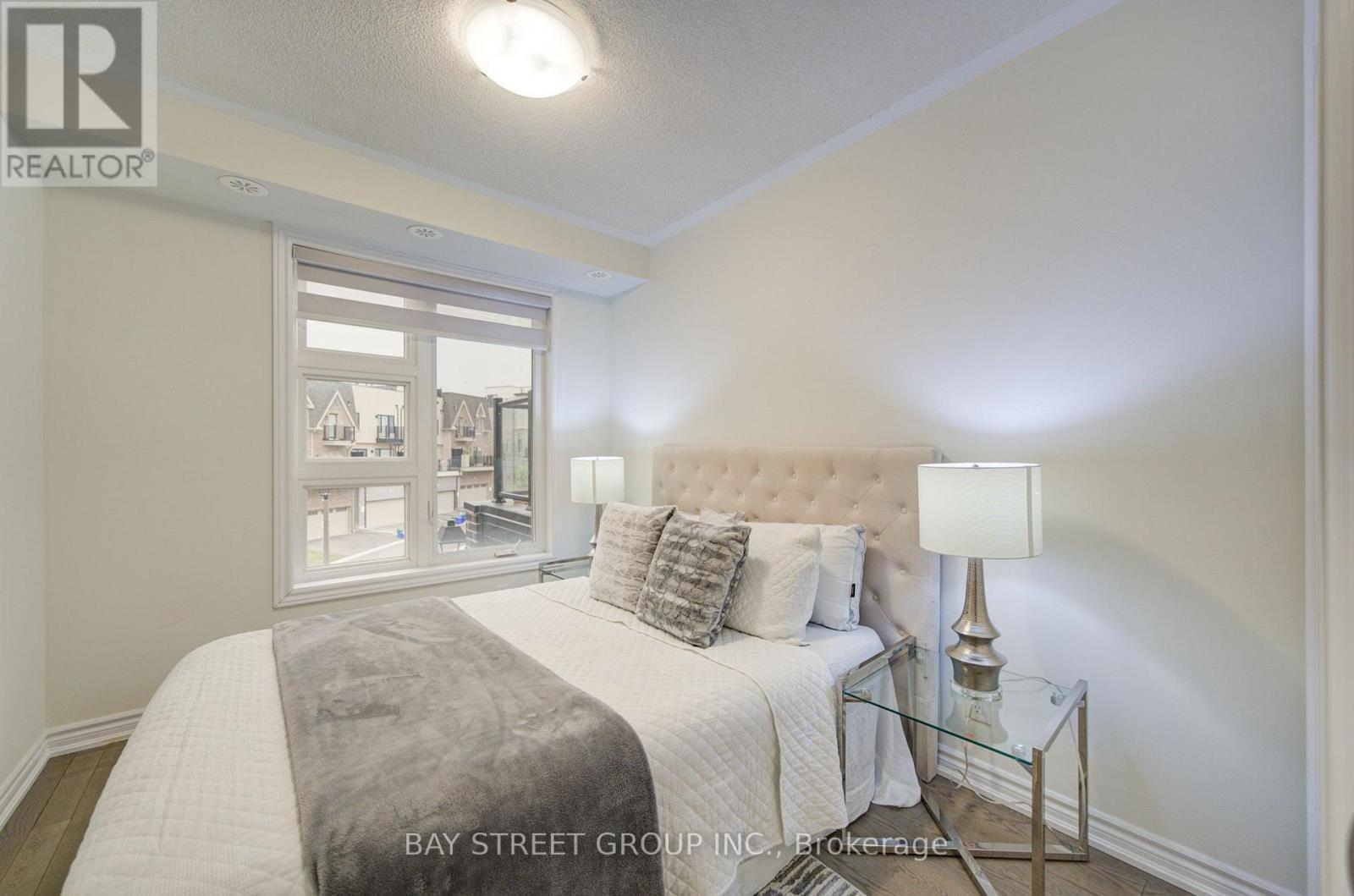 7 Schmidt Lane, Markham, ON - Indoor Photo Showing Bedroom