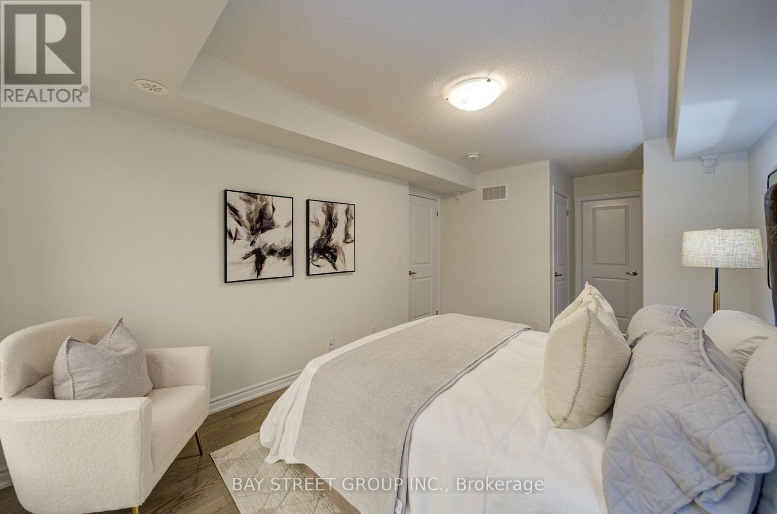 7 Schmidt Lane, Markham, ON - Indoor Photo Showing Bedroom