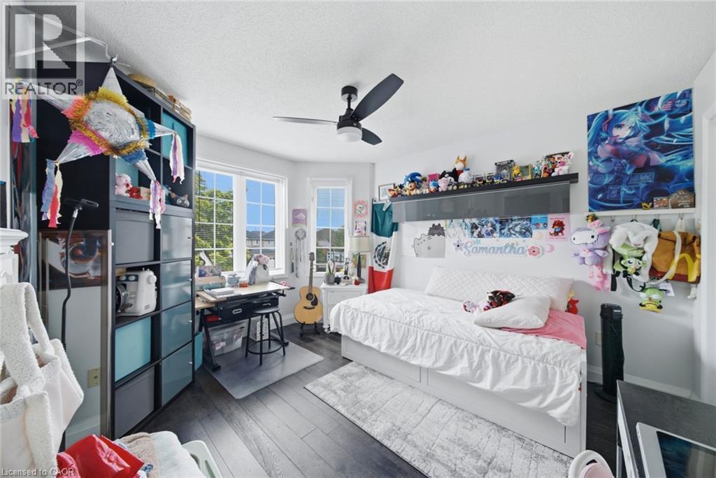 179 Jacqueline Boulevard, Hamilton, ON - Indoor Photo Showing Bedroom