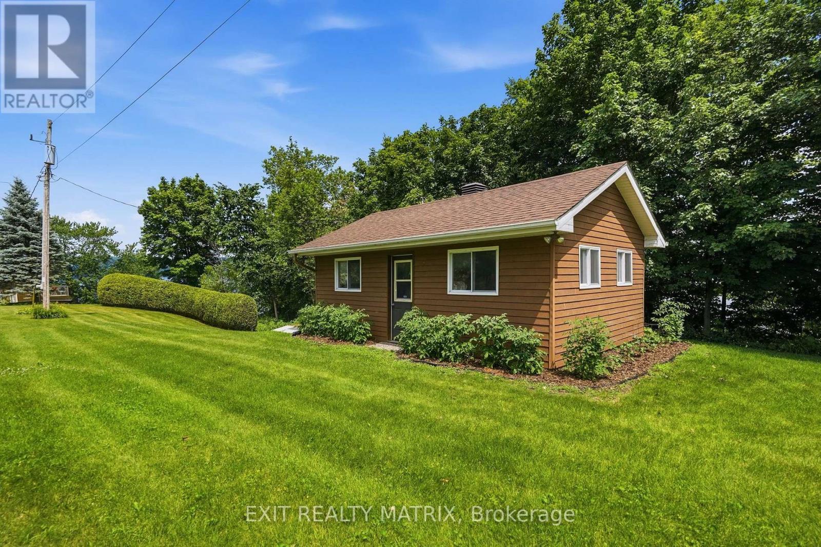 2176 Bay Road, Champlain, ON - Outdoor