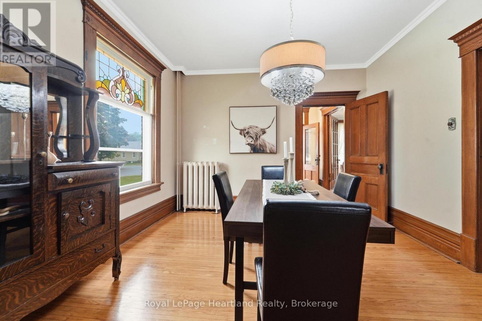 107 Wellington Street S, Goderich (Goderich (Town)), ON - Indoor Photo Showing Dining Room