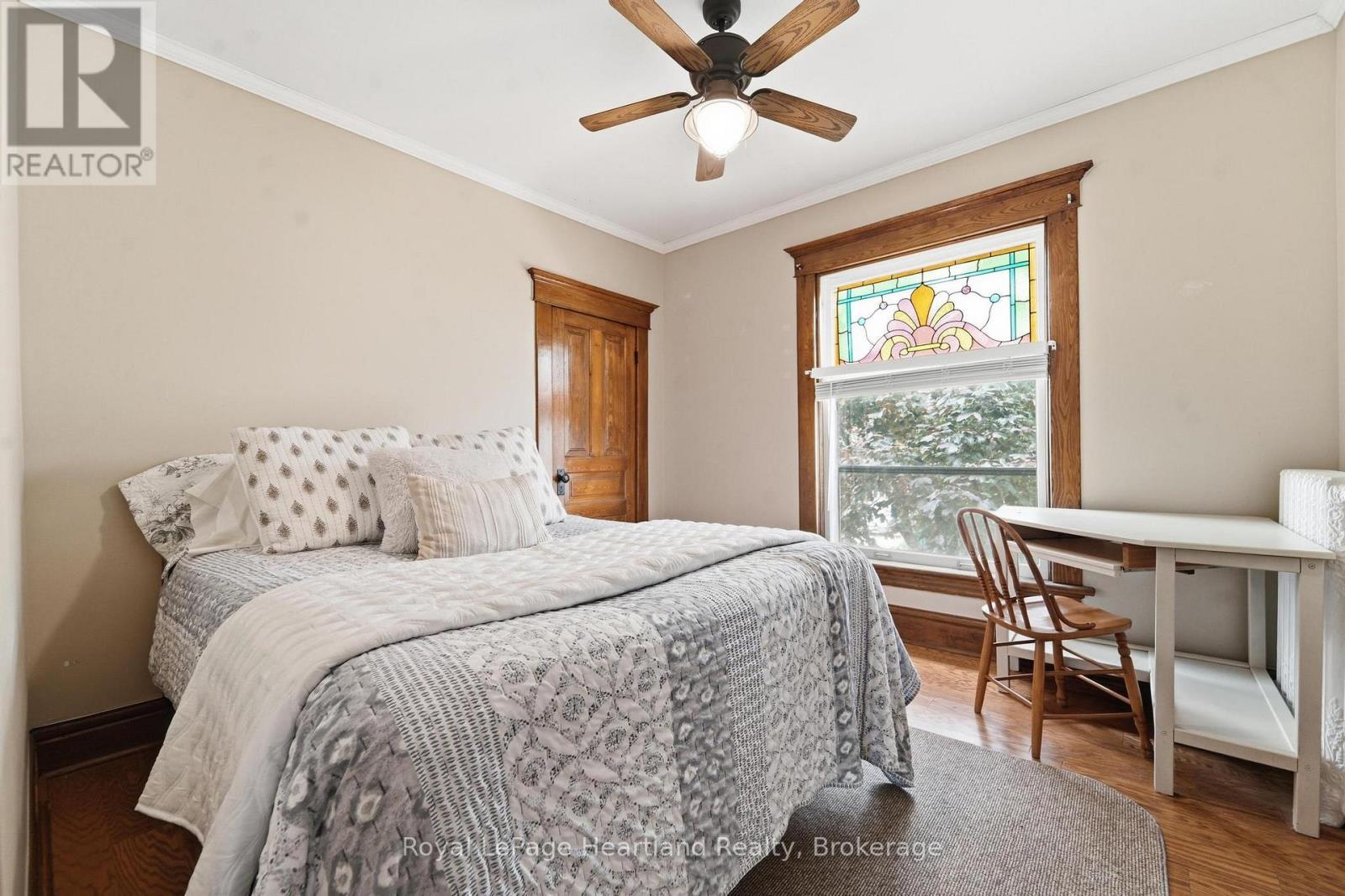 107 Wellington Street S, Goderich (Goderich (Town)), ON - Indoor Photo Showing Bedroom