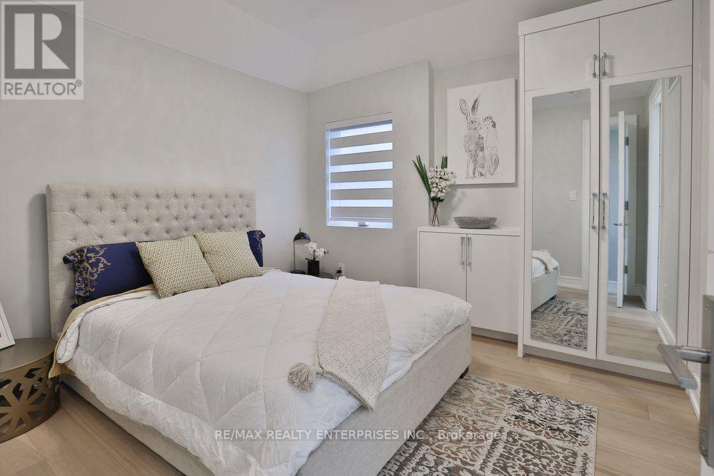 47 Thirteenth Street, Toronto, ON - Indoor Photo Showing Bedroom
