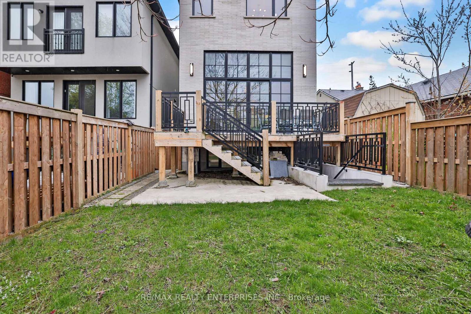 47 Thirteenth Street, Toronto, ON - Outdoor