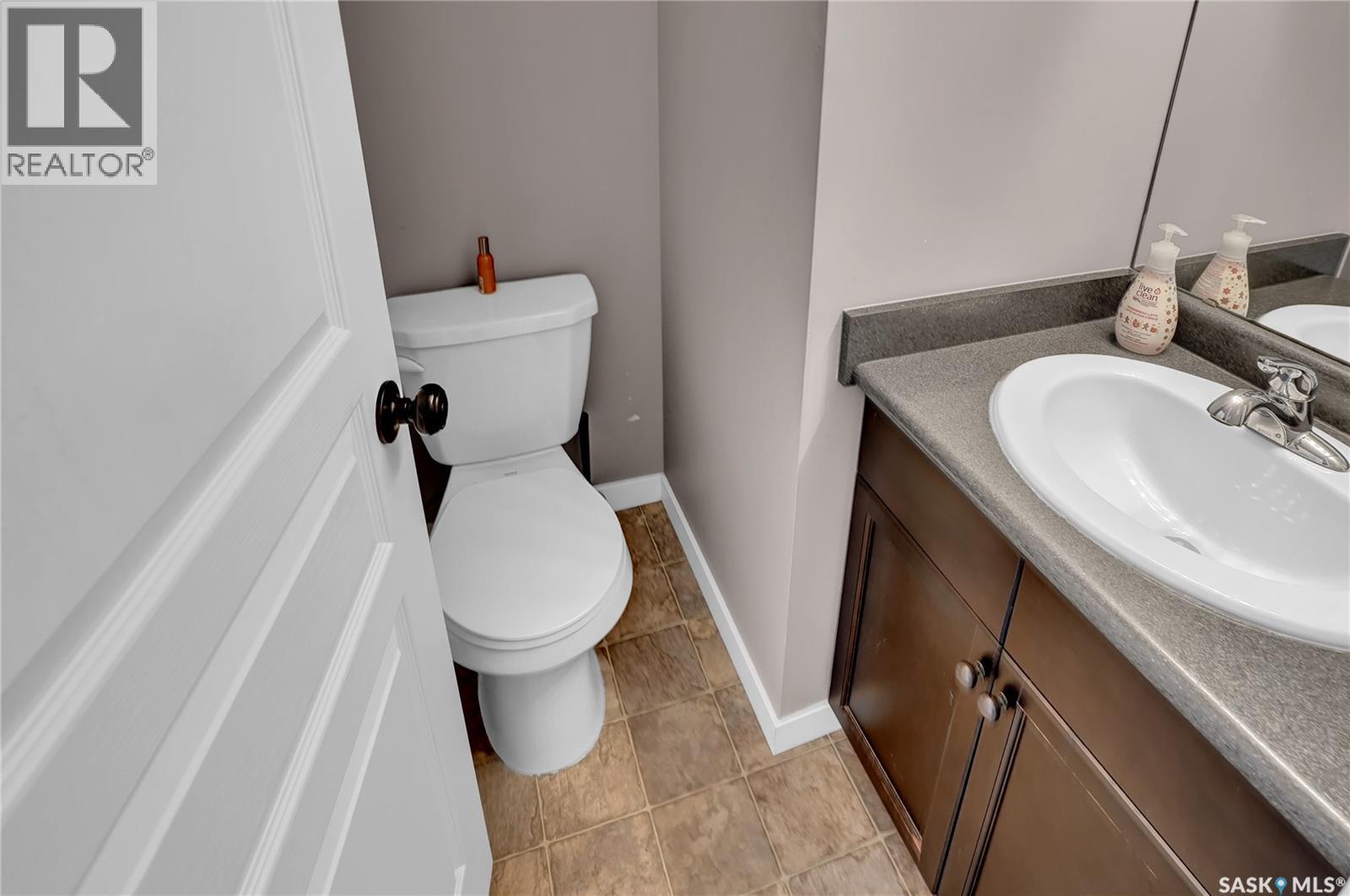 68 4850 Harbour Landing Drive, Regina, SK - Indoor Photo Showing Bathroom