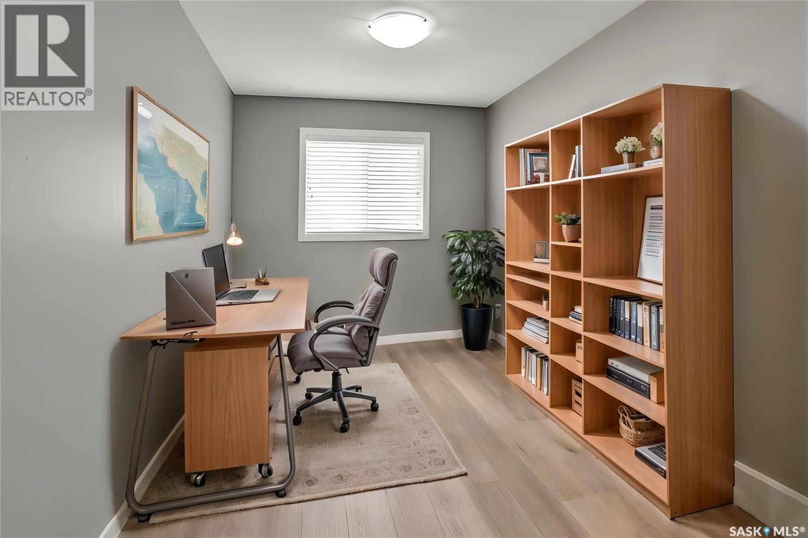 68 4850 Harbour Landing Drive, Regina, SK - Indoor Photo Showing Office