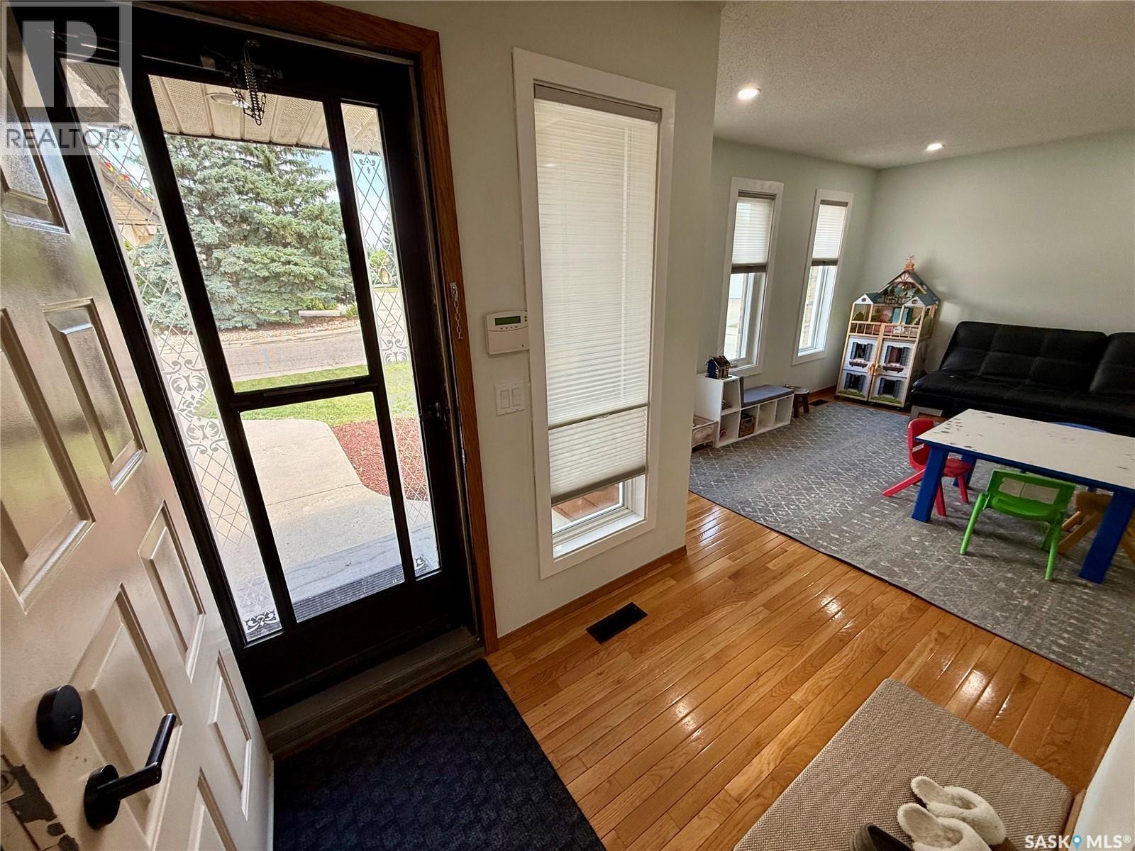 2746 Poplar Place E, Regina, SK - Indoor Photo Showing Other Room
