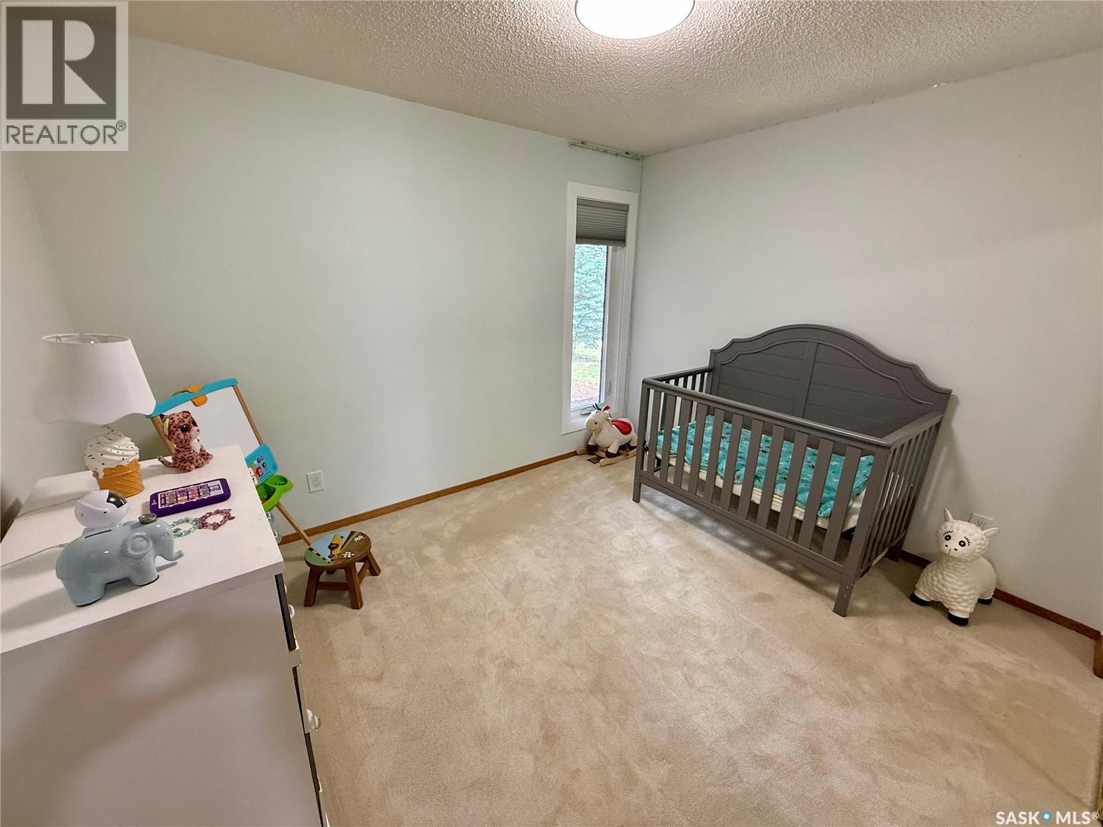 2746 Poplar Place E, Regina, SK - Indoor Photo Showing Bedroom