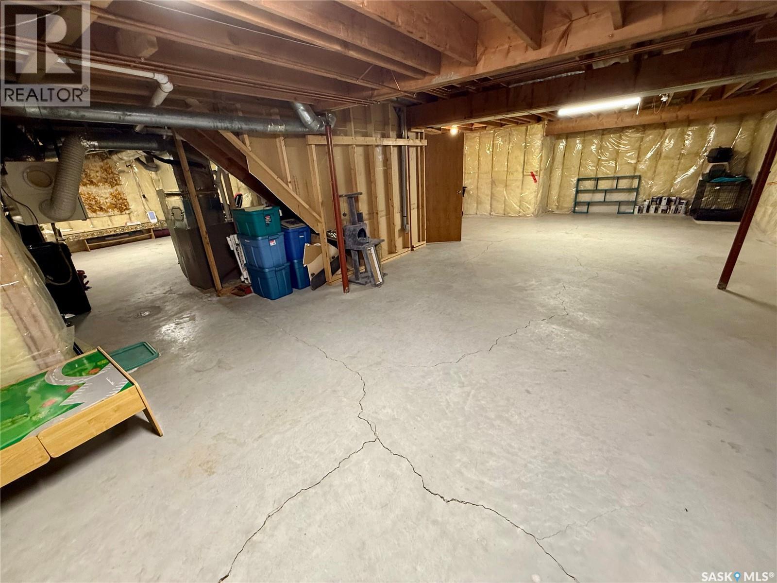 2746 Poplar Place E, Regina, SK - Indoor Photo Showing Basement