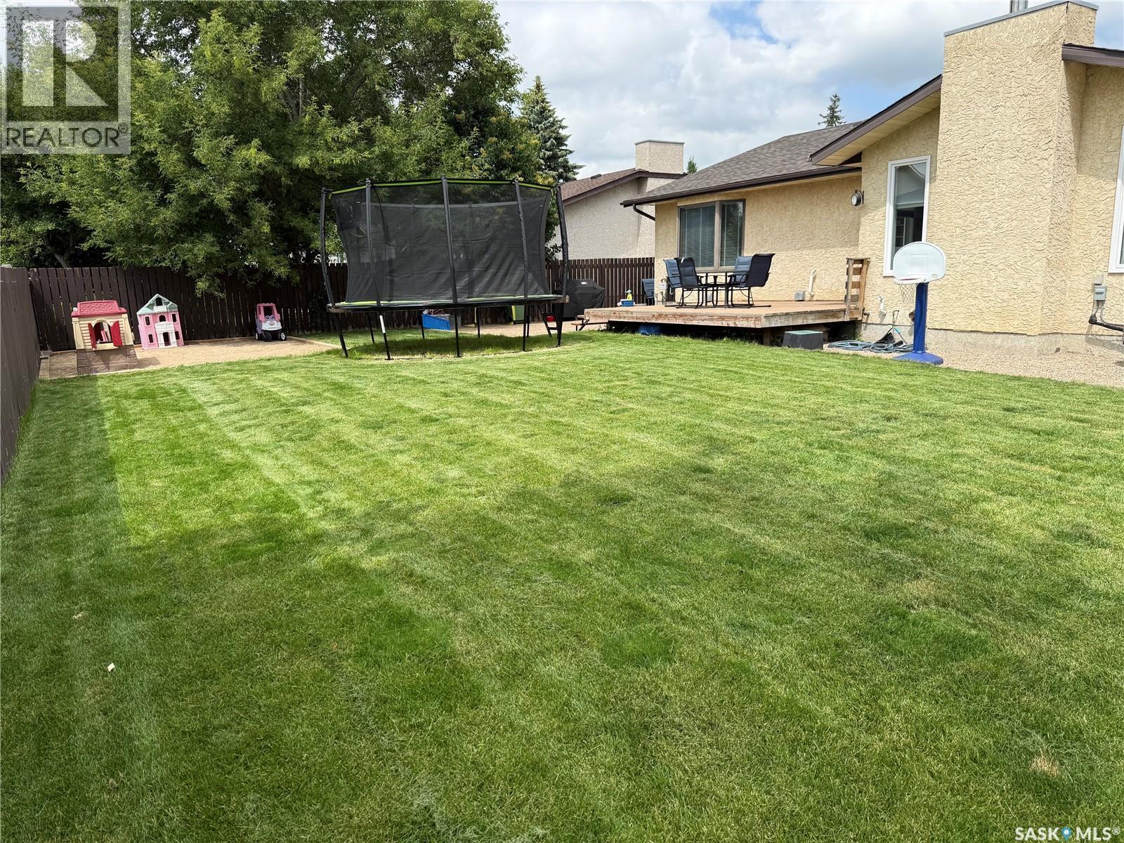 2746 Poplar Place E, Regina, SK - Outdoor With Deck Patio Veranda