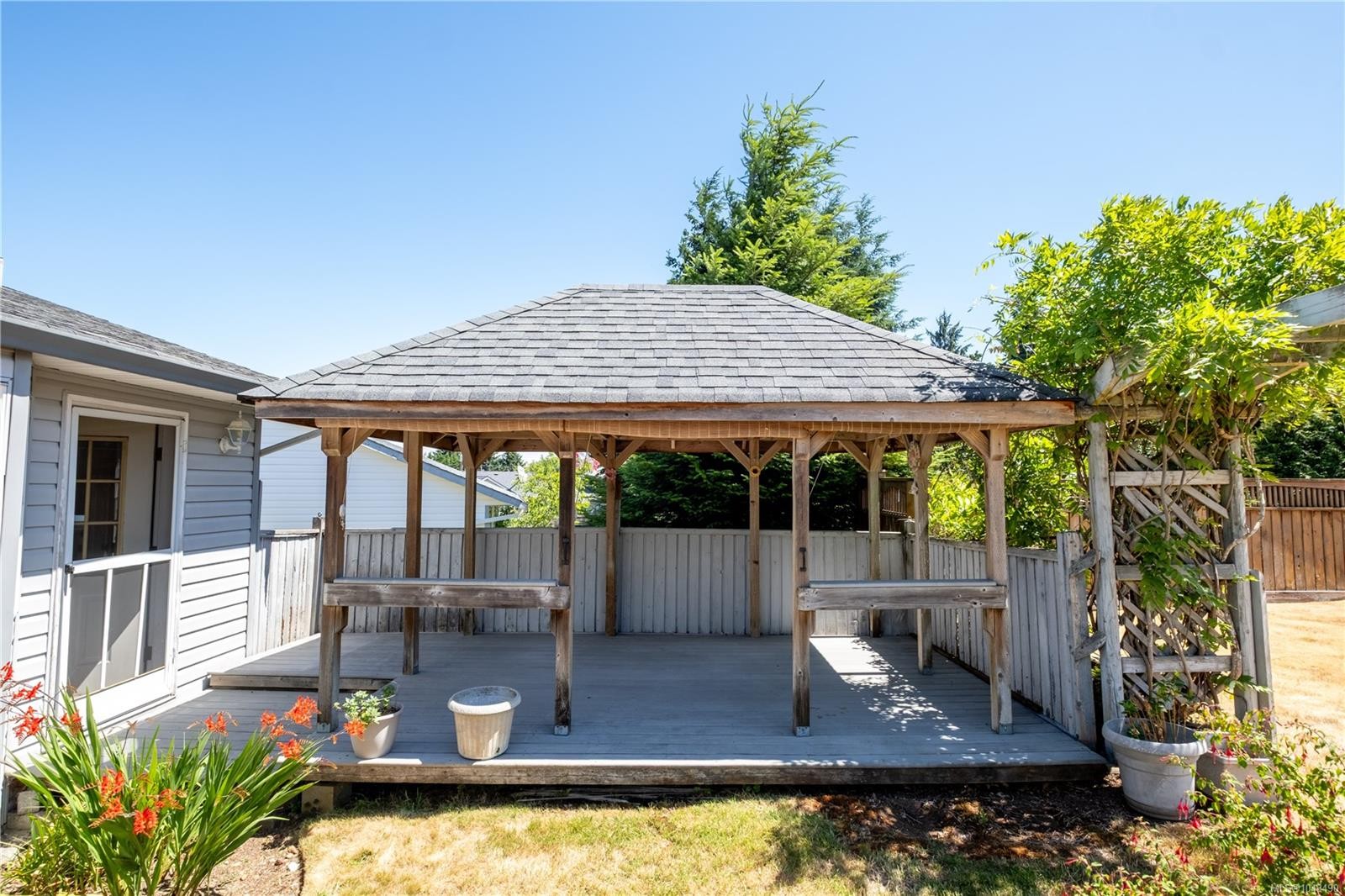 725 Applegate Rd, Campbell River, BC