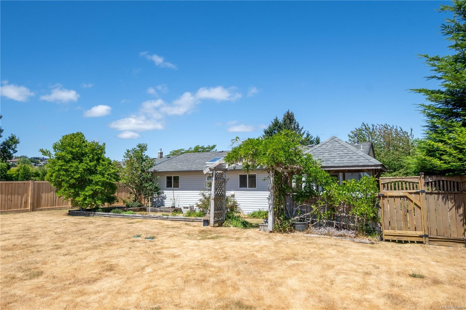 725 Applegate Rd, Campbell River, BC