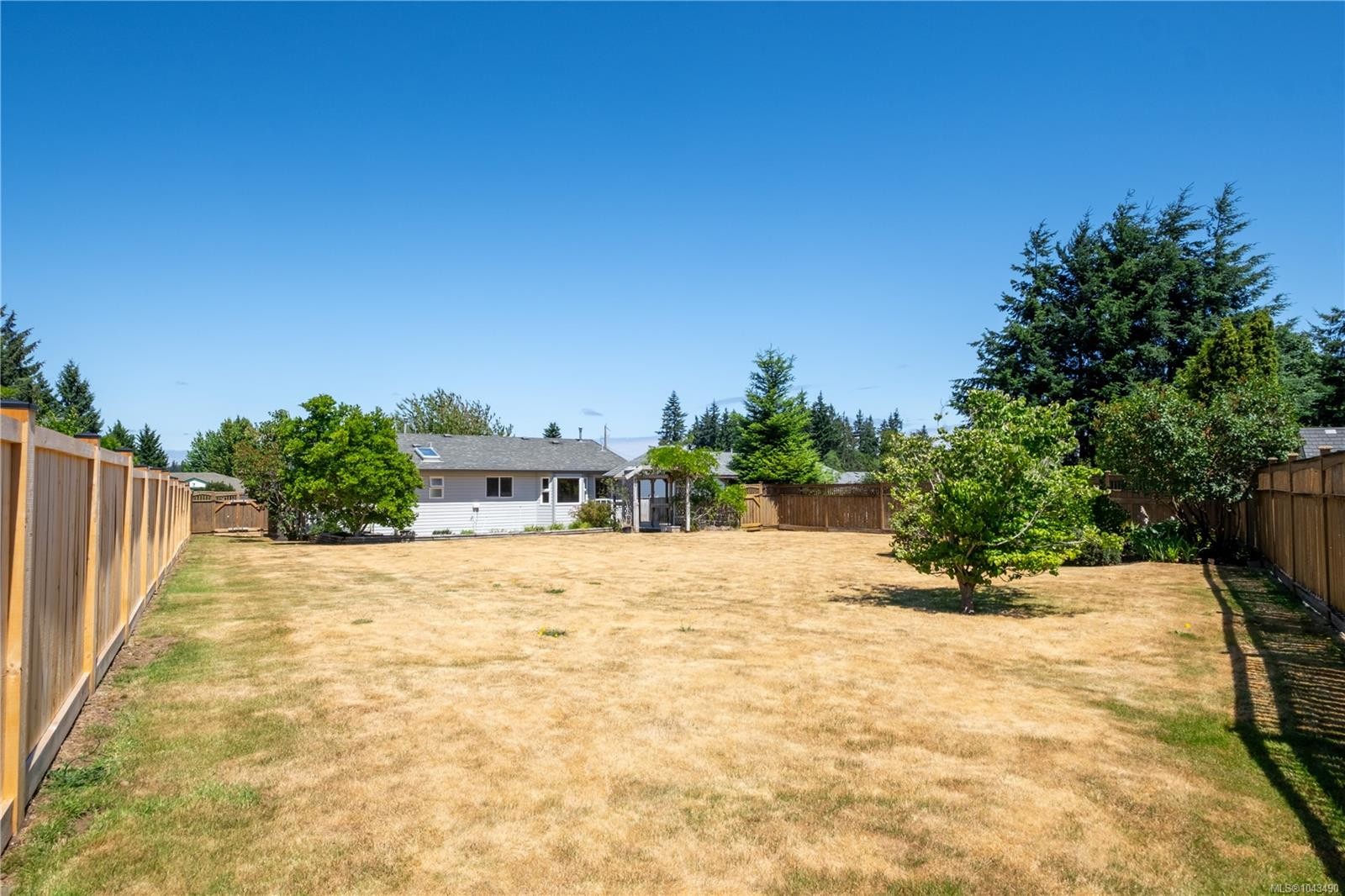 725 Applegate Rd, Campbell River, BC
