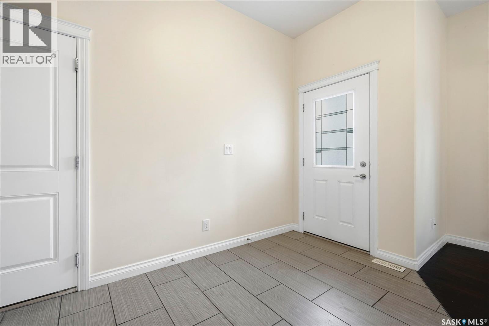 305 315 Zary Road, Saskatoon, SK - Indoor Photo Showing Other Room