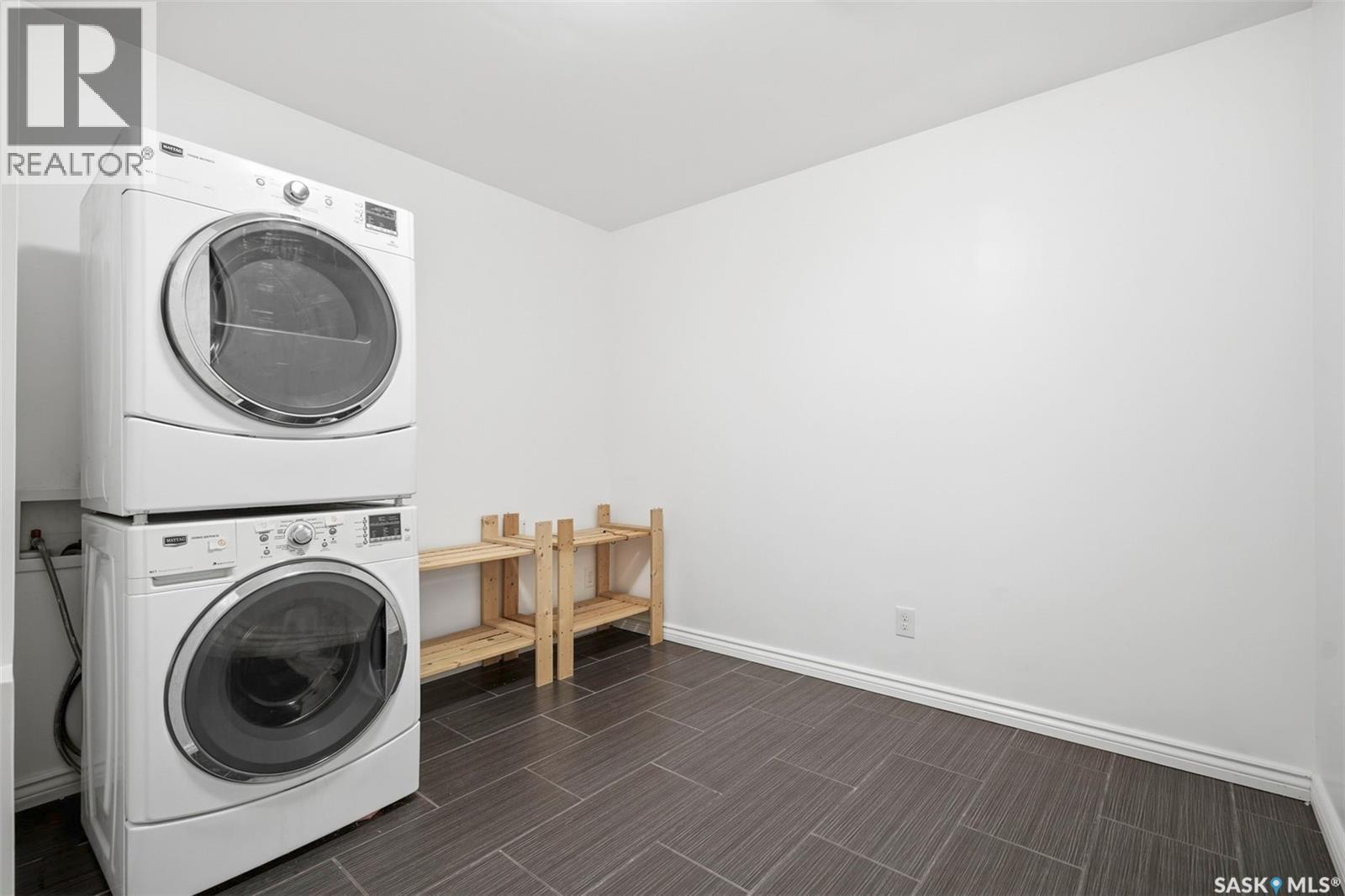305 315 Zary Road, Saskatoon, SK - Indoor Photo Showing Laundry Room