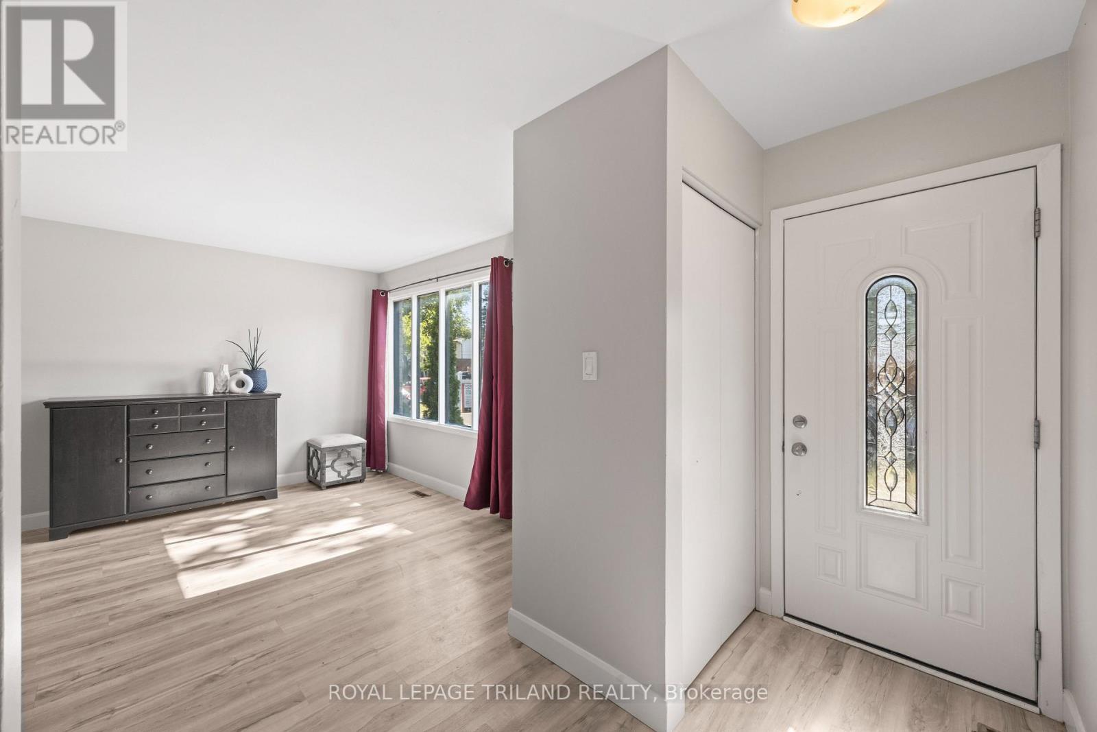 1767-1769 Aldersbrook Road, London North (North F), ON - Indoor Photo Showing Other Room