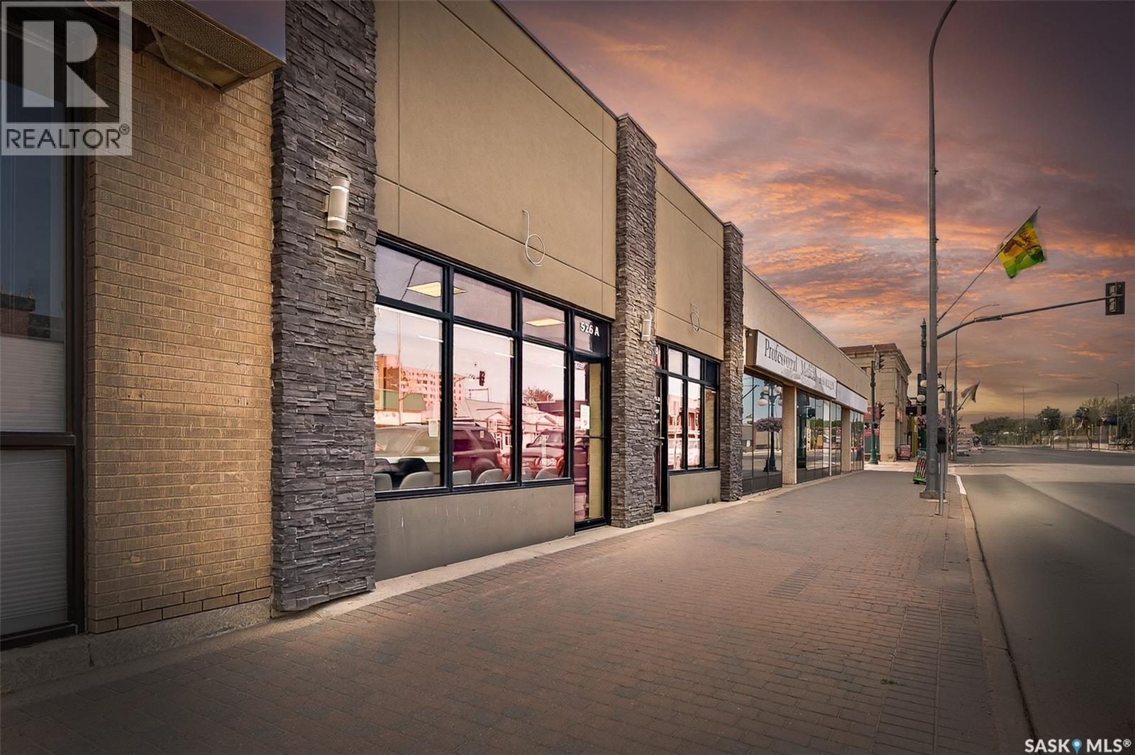526 Main Street N, Moose Jaw, SK