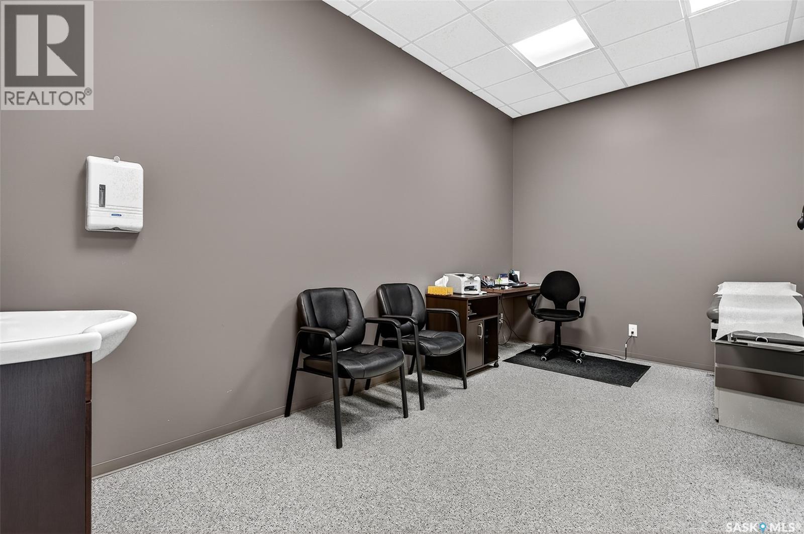 526 Main Street N, Moose Jaw, SK