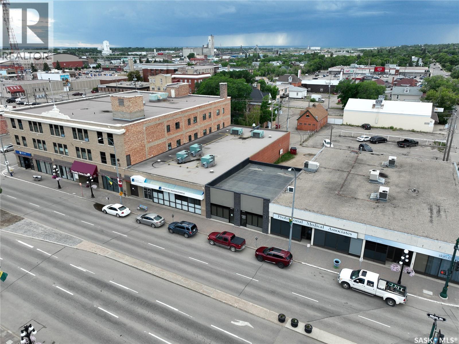 526 Main Street N, Moose Jaw, SK