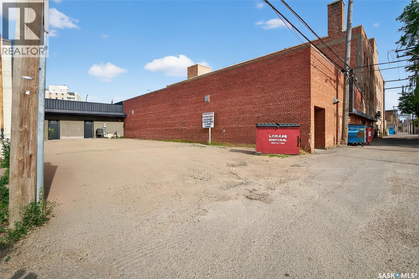 526 Main Street N, Moose Jaw, SK