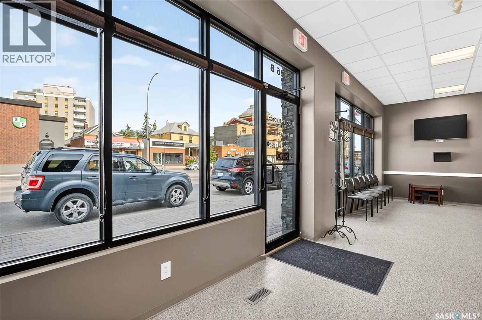 526 Main Street N, Moose Jaw, SK