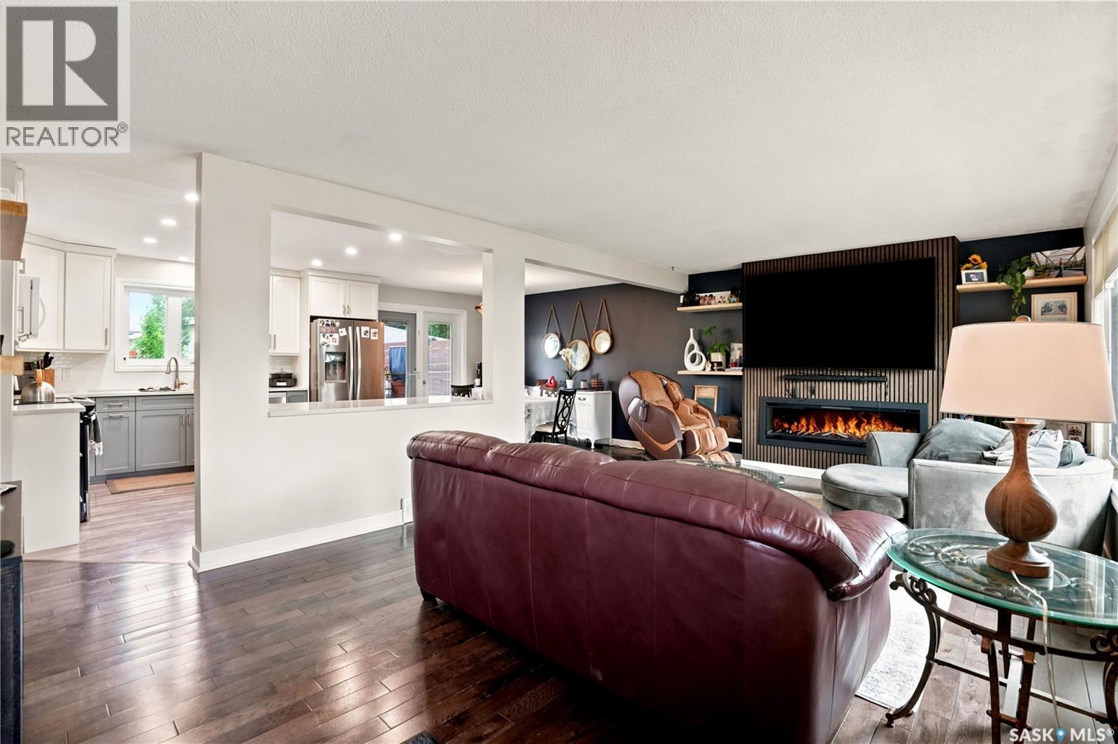 1313 Prince Crescent, Moose Jaw, SK - Indoor With Fireplace