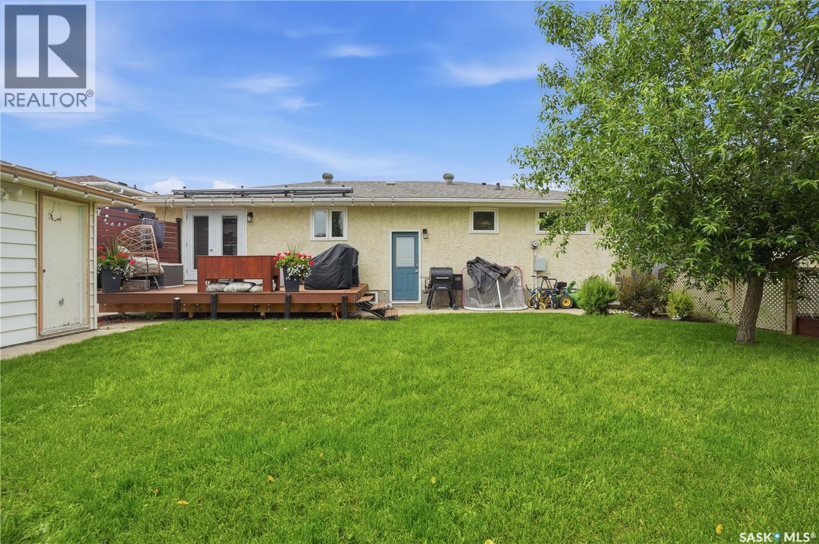 1313 Prince Crescent, Moose Jaw, SK - Outdoor With Deck Patio Veranda With Exterior