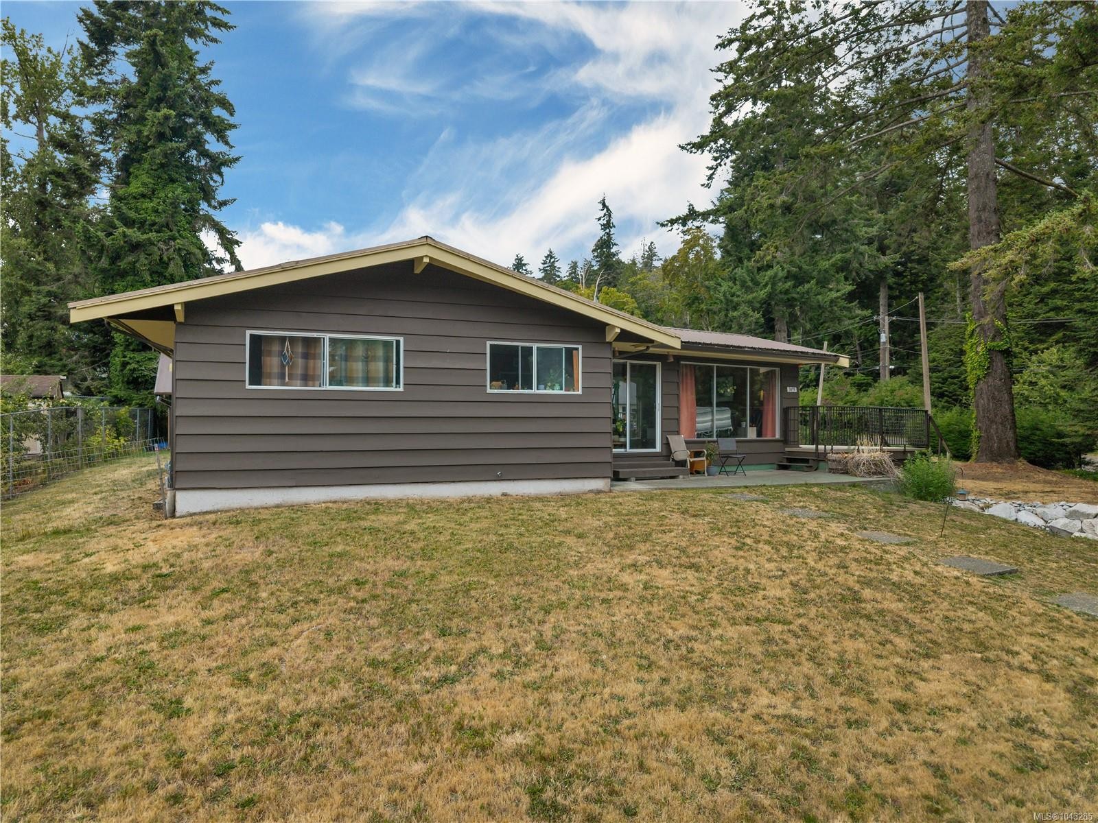 3479 Fraser Rd, Courtenay, BC