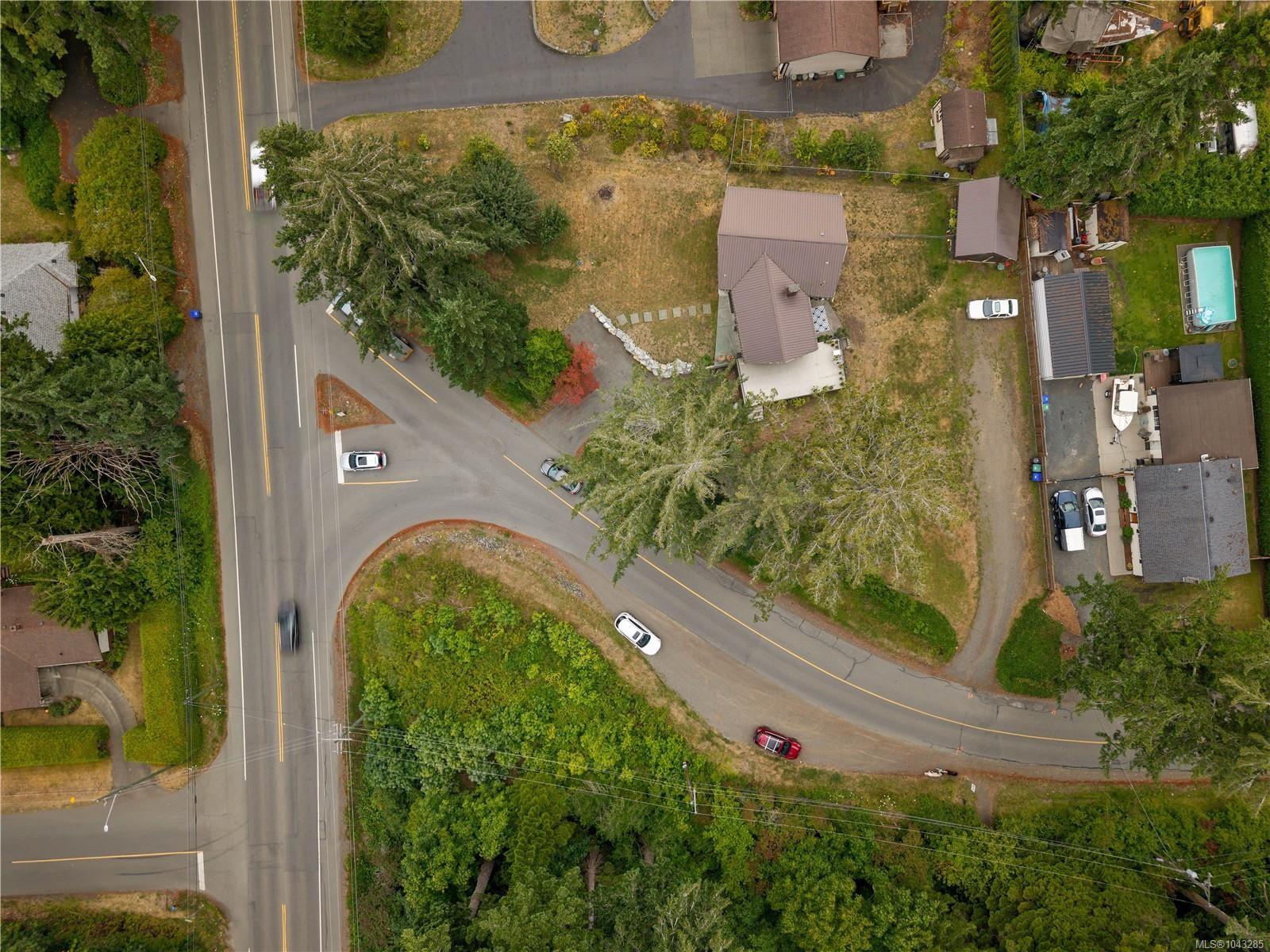 3479 Fraser Rd, Courtenay, BC