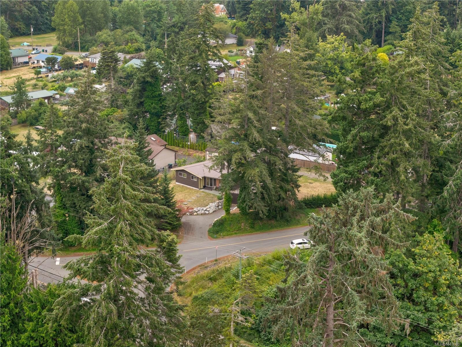 3479 Fraser Rd, Courtenay, BC