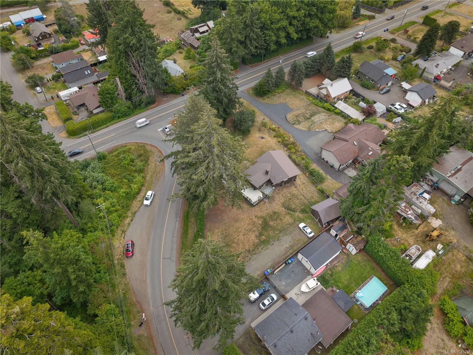3479 Fraser Rd, Courtenay, BC