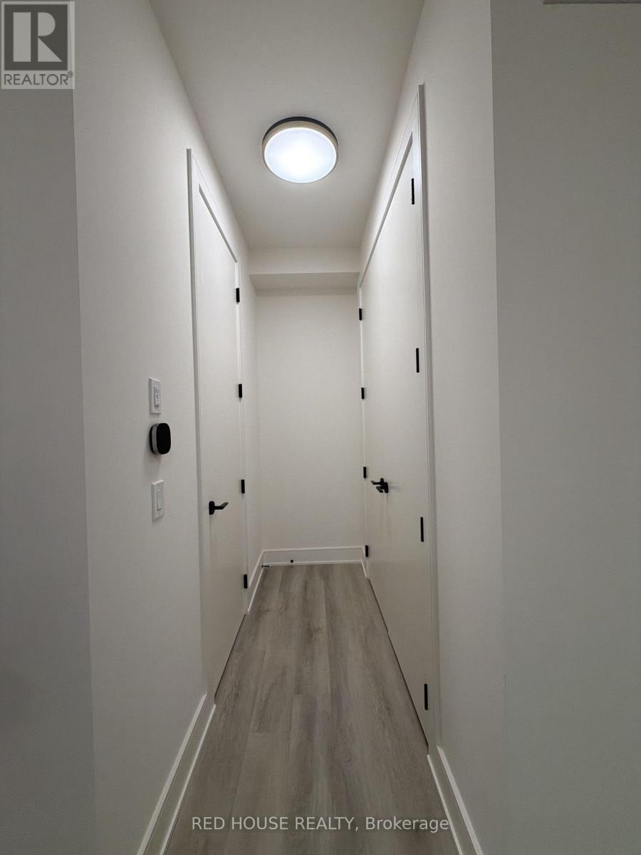 131 Everett Common, St. Catharines, ON - Indoor Photo Showing Other Room