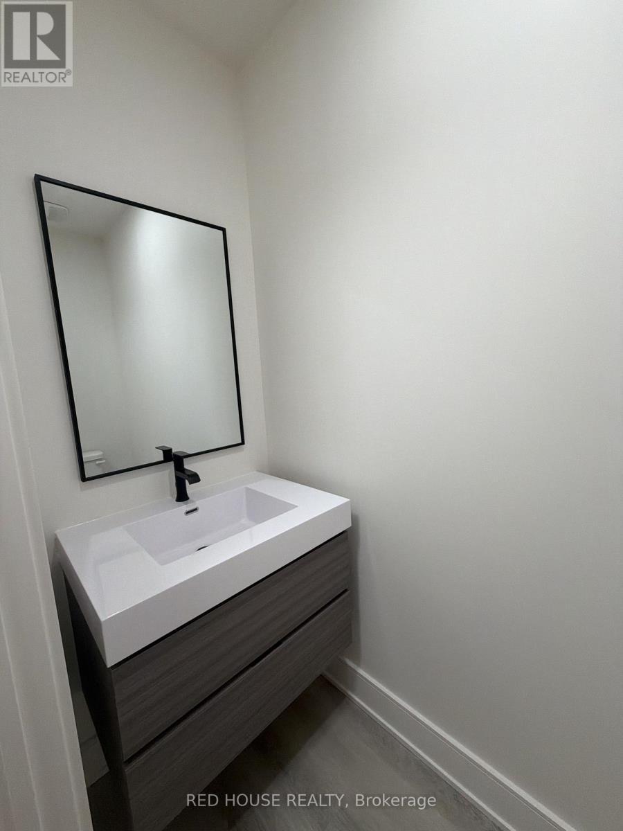 131 Everett Common, St. Catharines, ON - Indoor Photo Showing Bathroom