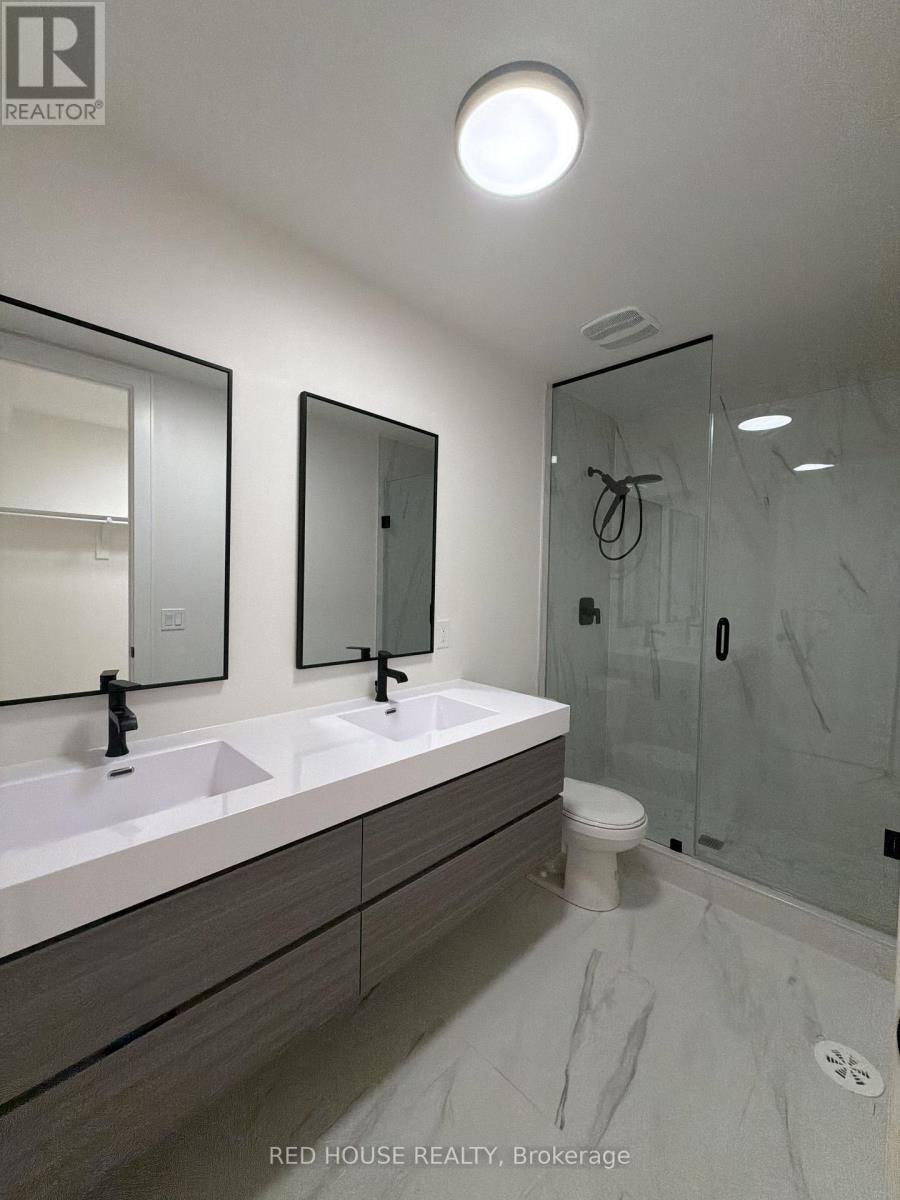 131 Everett Common, St. Catharines, ON - Indoor Photo Showing Bathroom