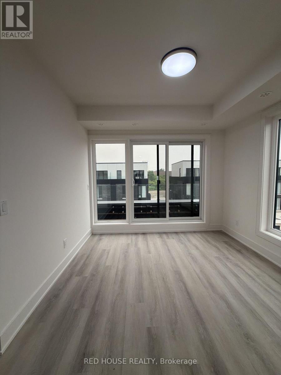 131 Everett Common, St. Catharines, ON - Indoor Photo Showing Living Room