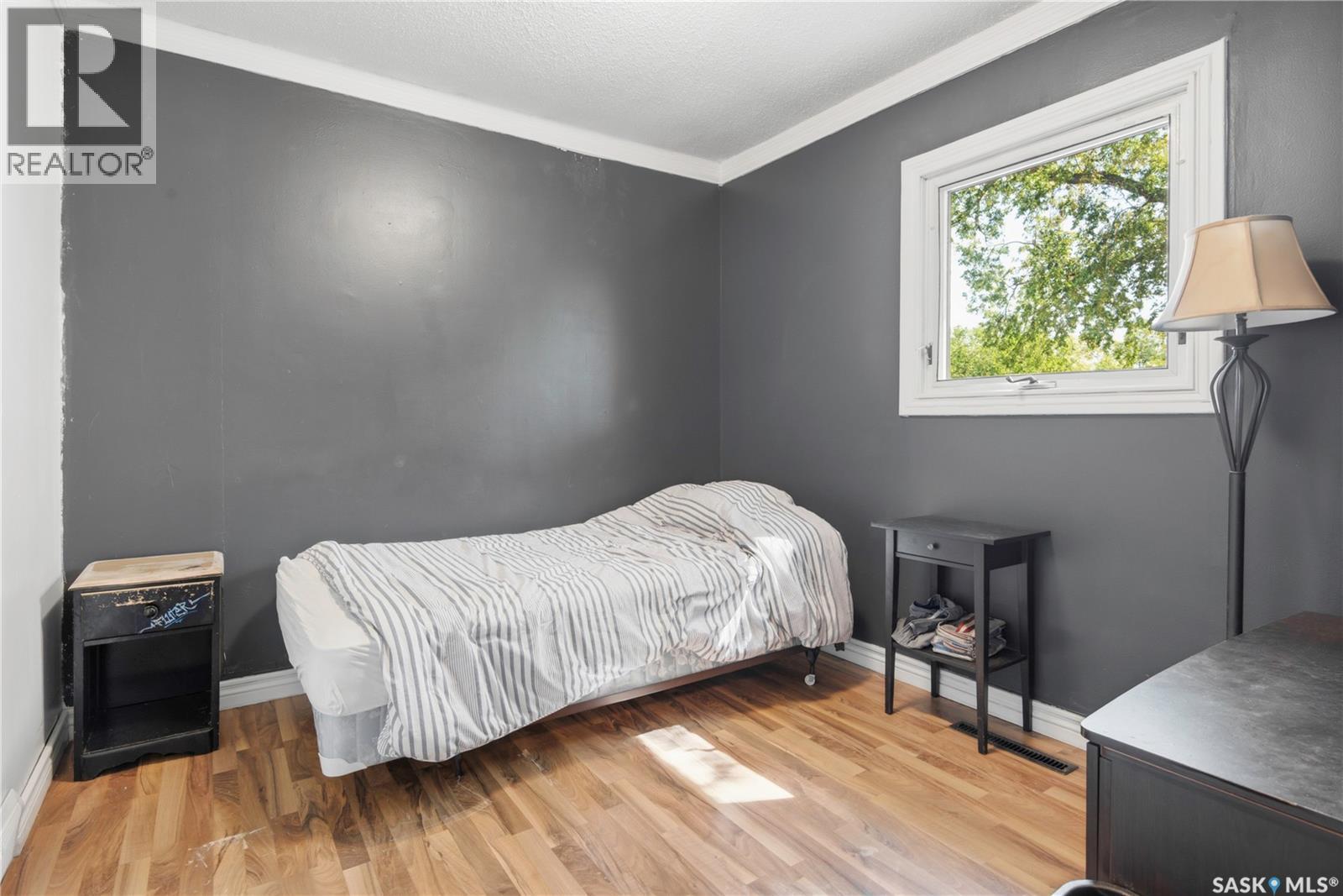 700 Argyle Street, Regina, SK - Indoor Photo Showing Bedroom