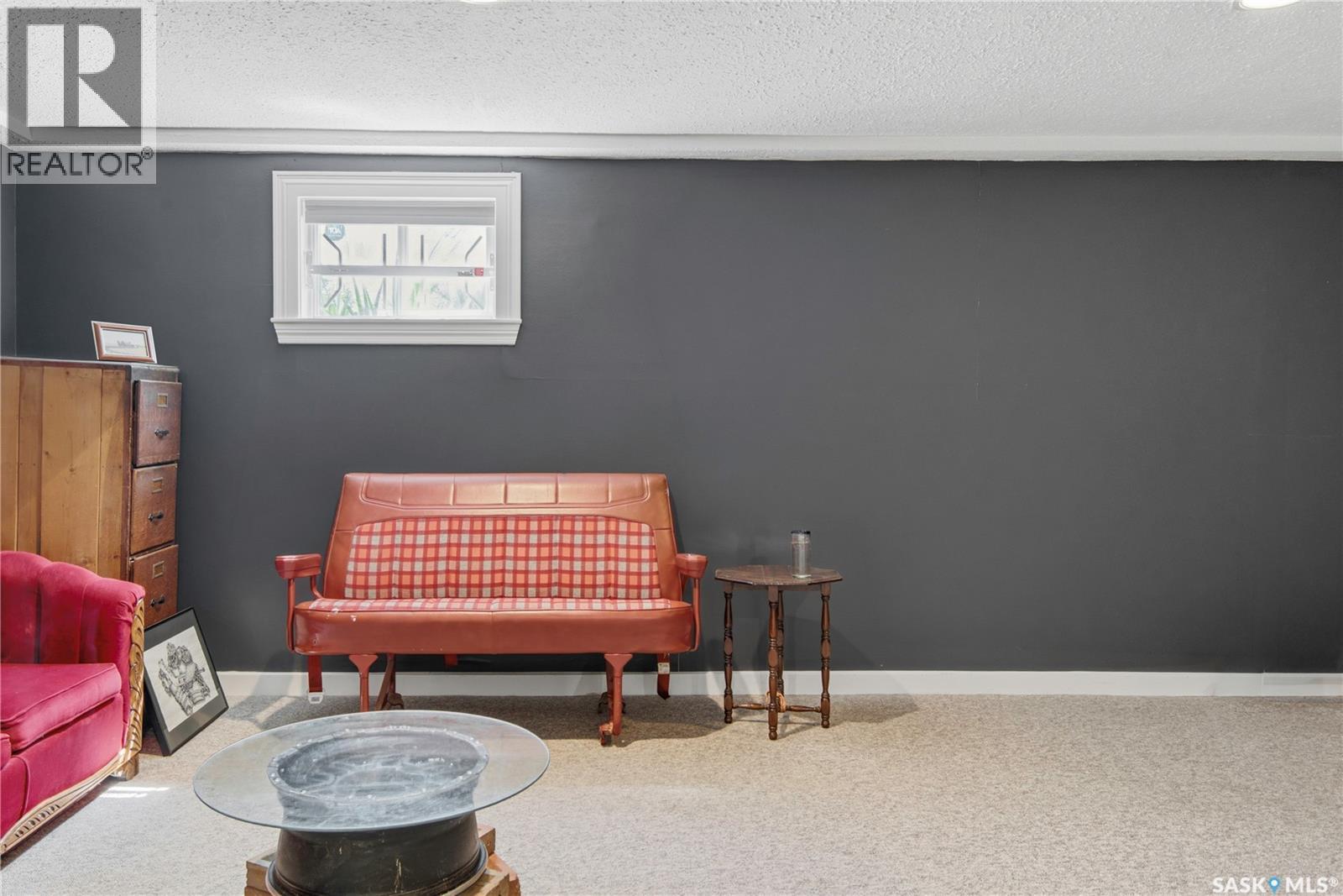 700 Argyle Street, Regina, SK - Indoor