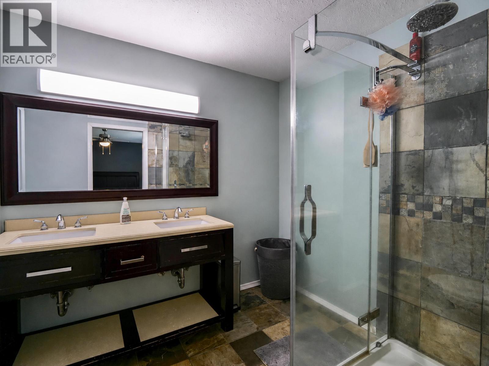 3482 Kirkham Road, Quesnel, BC - Indoor Photo Showing Bathroom