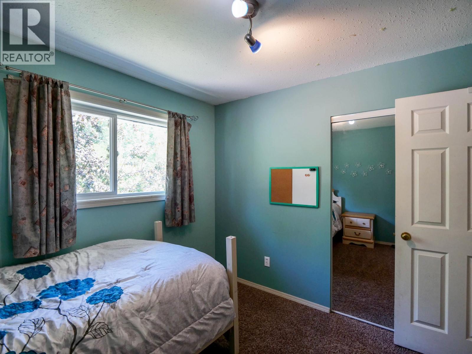 3482 Kirkham Road, Quesnel, BC - Indoor Photo Showing Bedroom