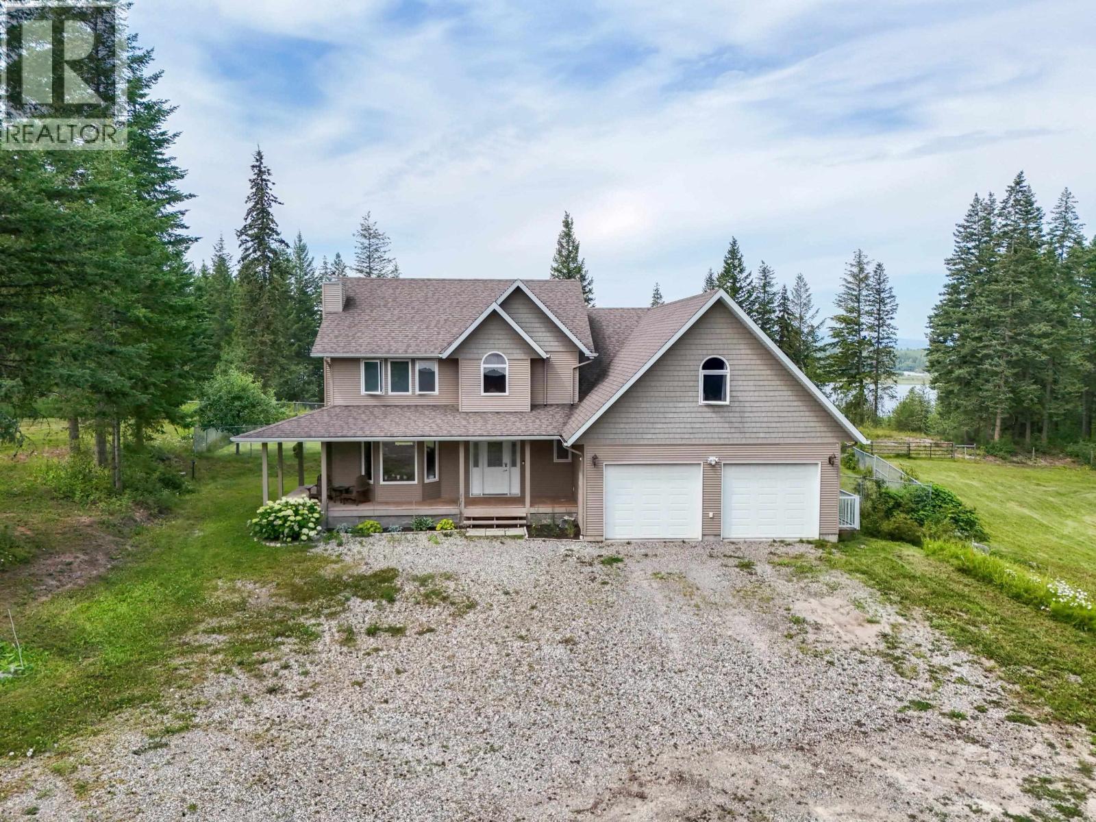 1551 View Drive, Quesnel, BC - Outdoor With Facade