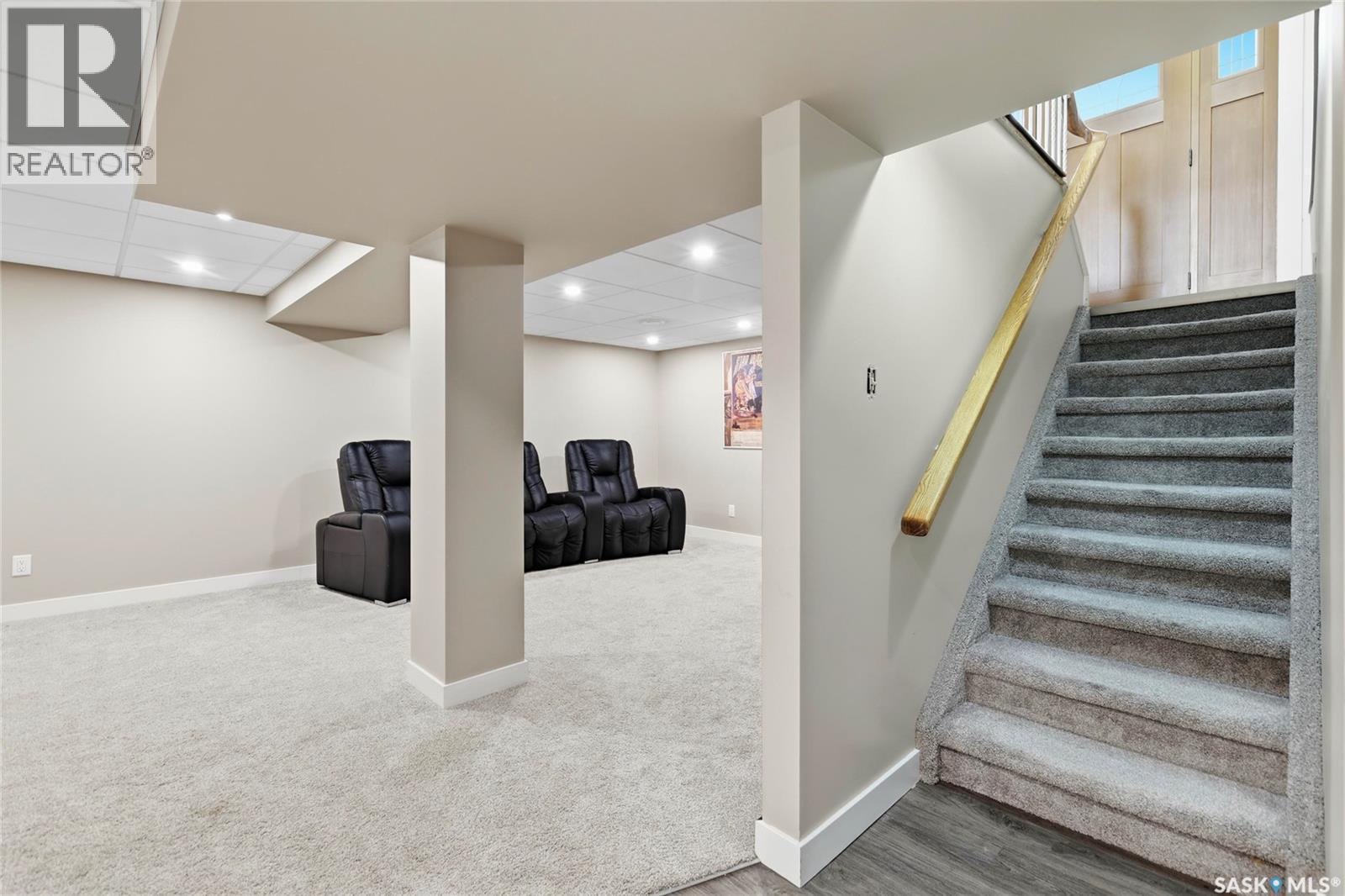 80 Cameron Crescent, Regina, SK - Indoor